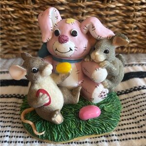 Retired Charming Tails “No Thanks I’m Stuffed” Figurine item #89/507